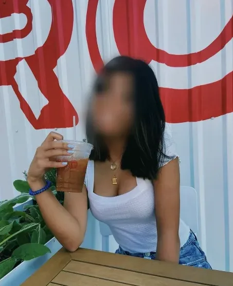 Gizem, 19