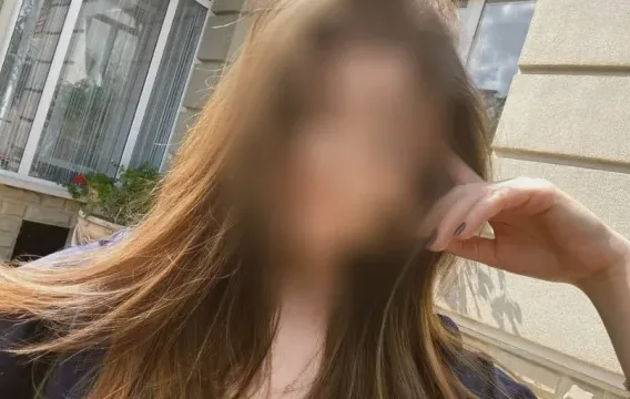 Maja, 19