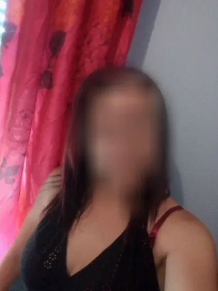 Melina, 39