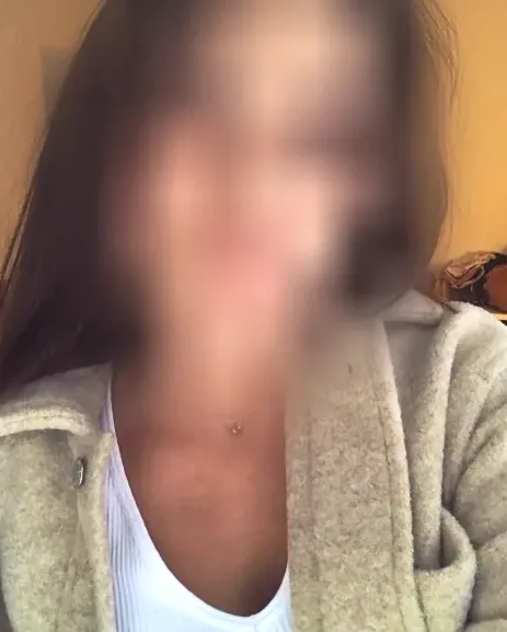 Özlem, 28