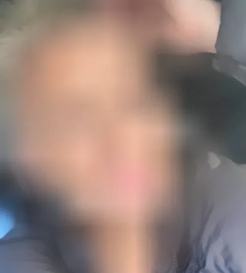 Yvonne, 32